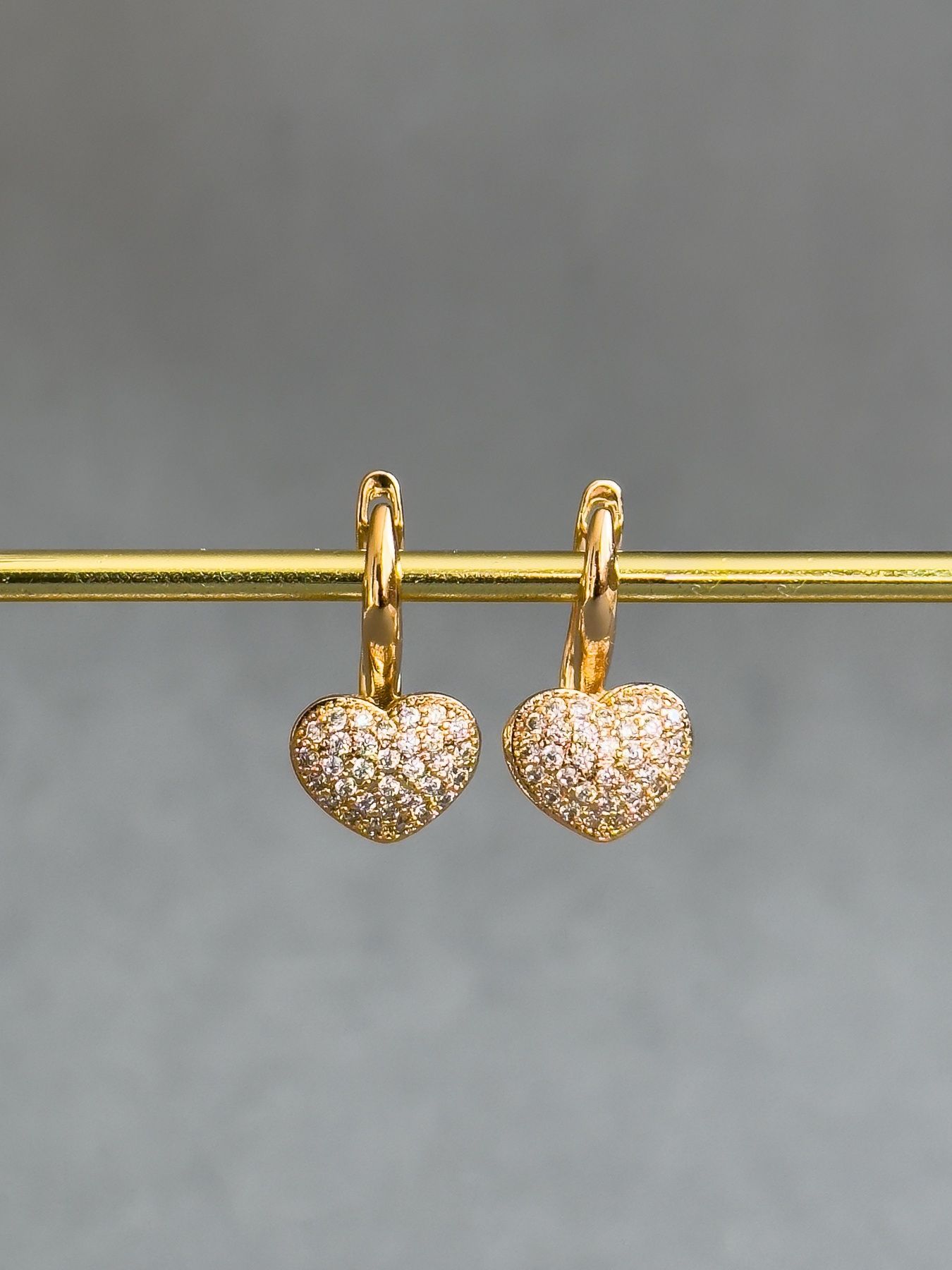 Сережки з сердечком S670 - 2 - iriska.com.ua
