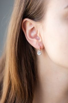 Сережки з камінчиками в формі каплі S641 - 1 - iriska.com.ua