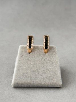 Сережки з чорними камінчиками в позолоті S220 - 1 - iriska.com.ua