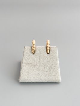 Маленькі сережки-кільця з рифленою фактурою  S1295 - 1 - iriska.com.ua