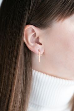 Сережки цвяшки з хрестиком S601 - 1 - iriska.com.ua