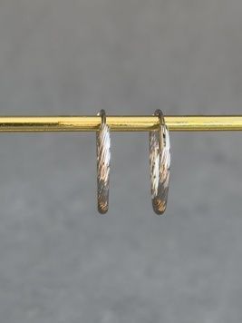 Сережки кільця з насічками в медичному сріблі S570 - 1 - iriska.com.ua