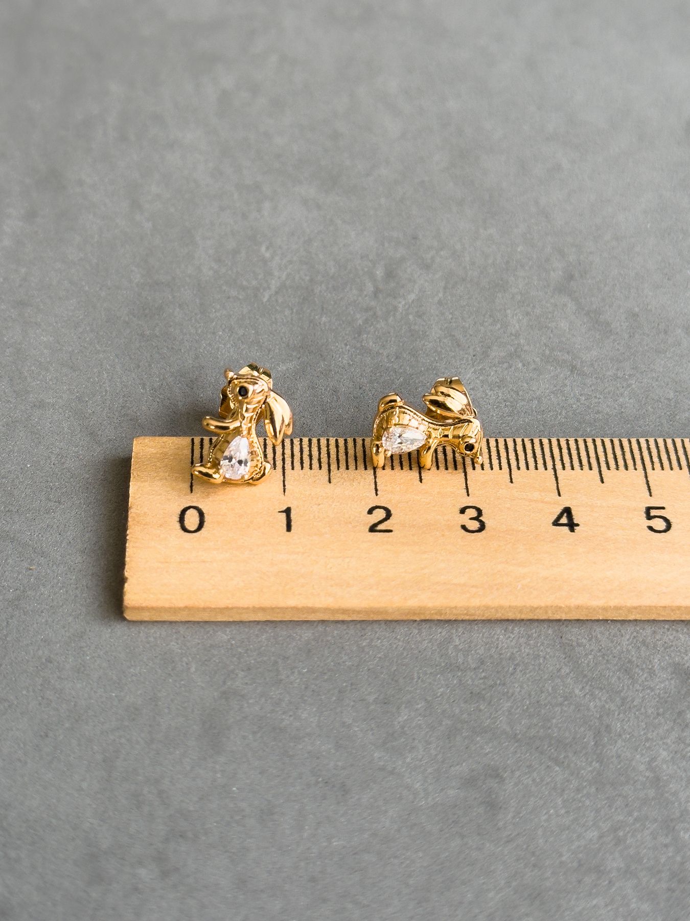 Сережки-цвяшки з медичного золота S812 фото